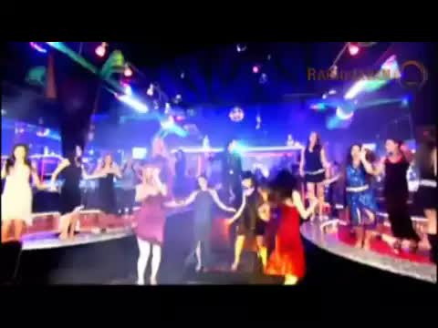 اندی خوشگلا باید برقصن