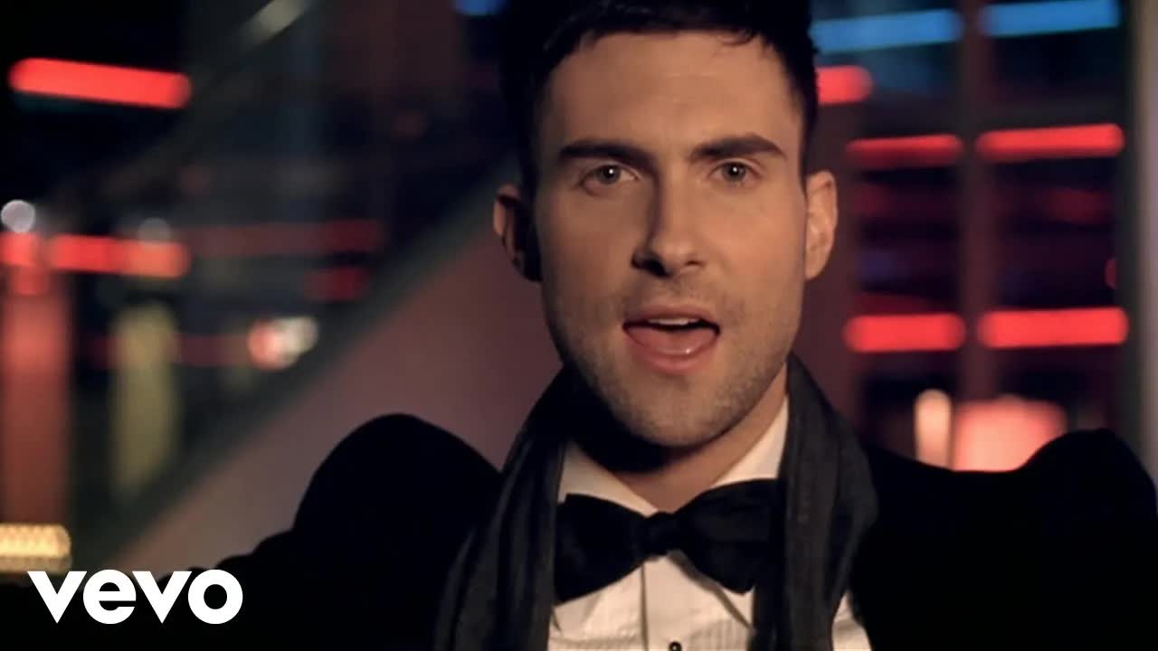 Makes Me Wonder (Official Music Video)