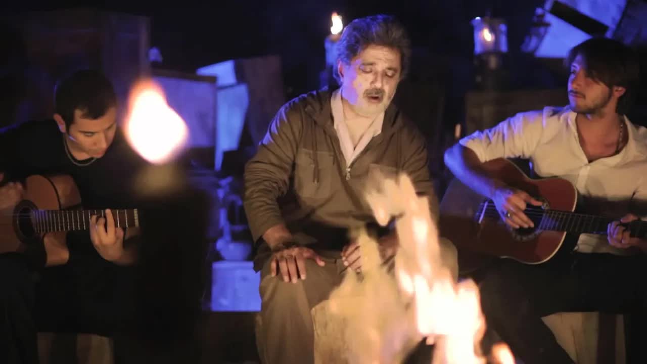 Faramarz Aslani Feat. Dariush: Age Ye Rooz